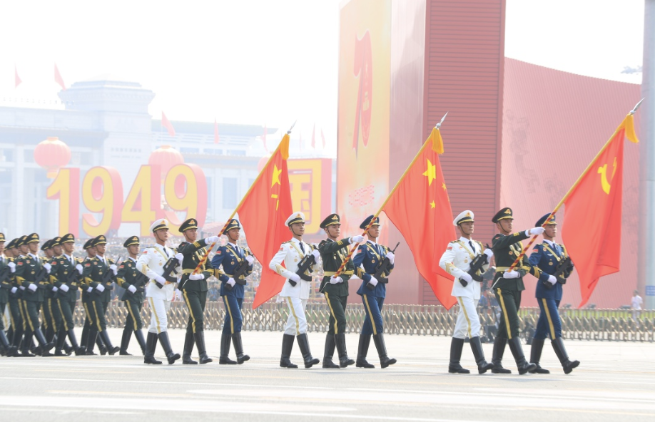 армейские солдаты