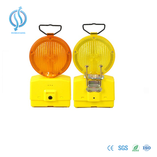 Янтарный и желтый сигнальный световой сигнал движения безопасности цвета в пределах батареи 6В 4р25